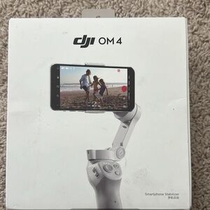 DJI OM 4 Smartphone Stabilizer in Gray